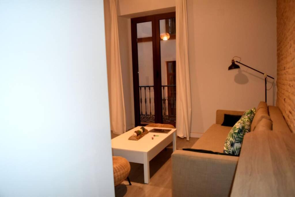 Alleanza, Balcon De La Maestranza Sevilla Exteriér fotografie